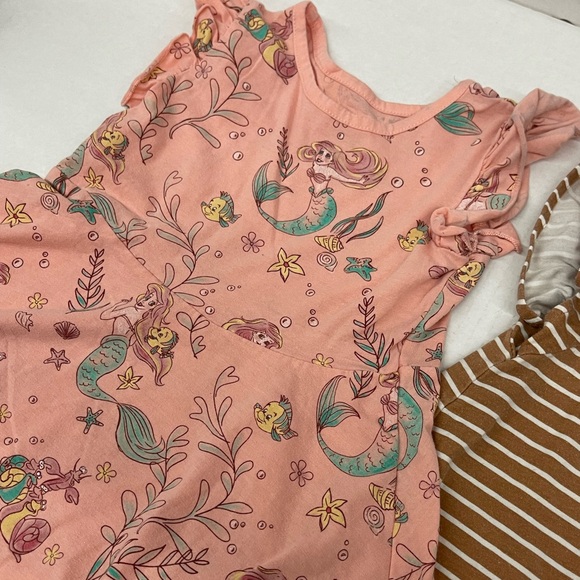 Lot of two Disney little mermaid and stripped flower summer dresses size 5T & 6 - Picture 2 of 12